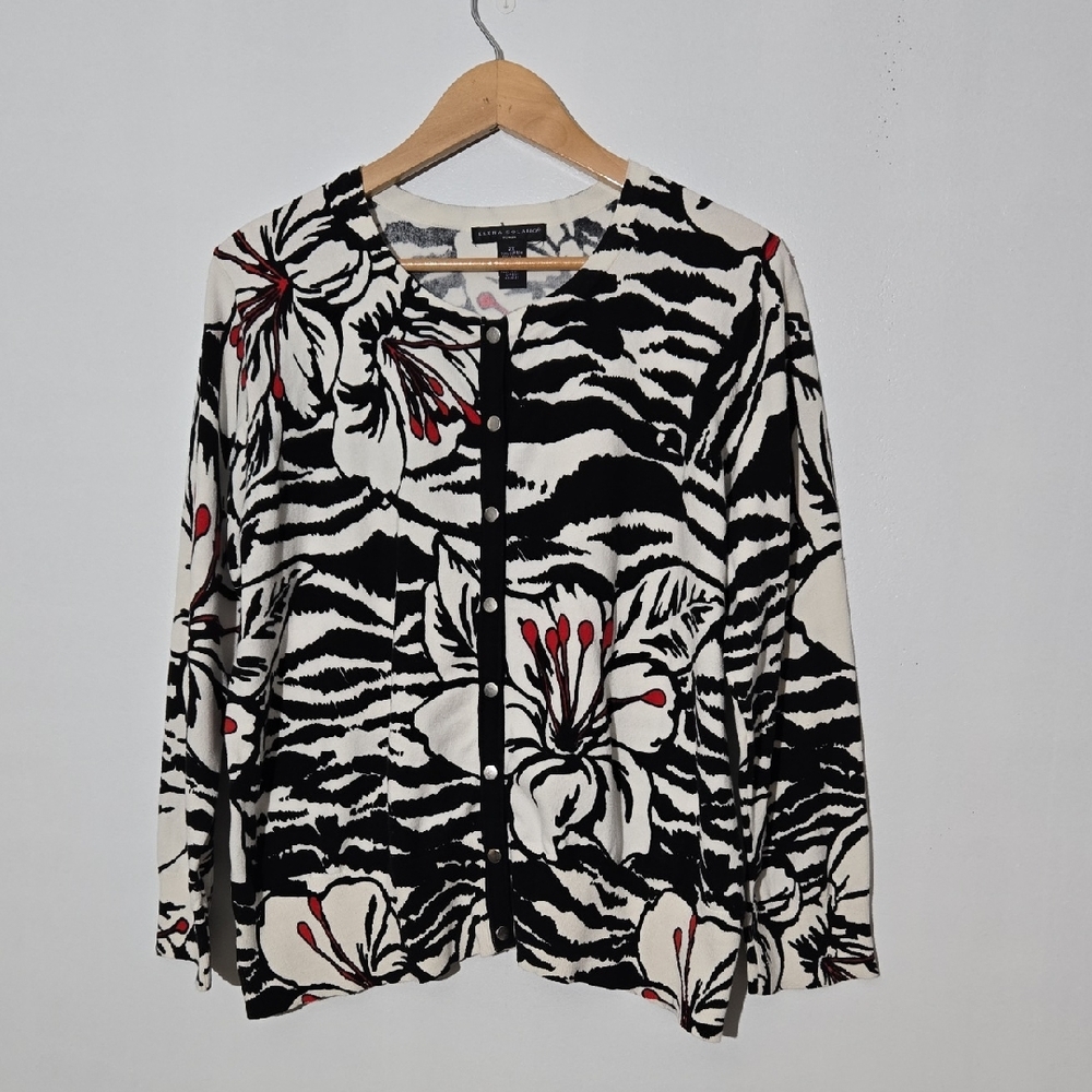 🔥 Elena Solano Woman Floral Black and White Women's Button Down Sweater Size 2X